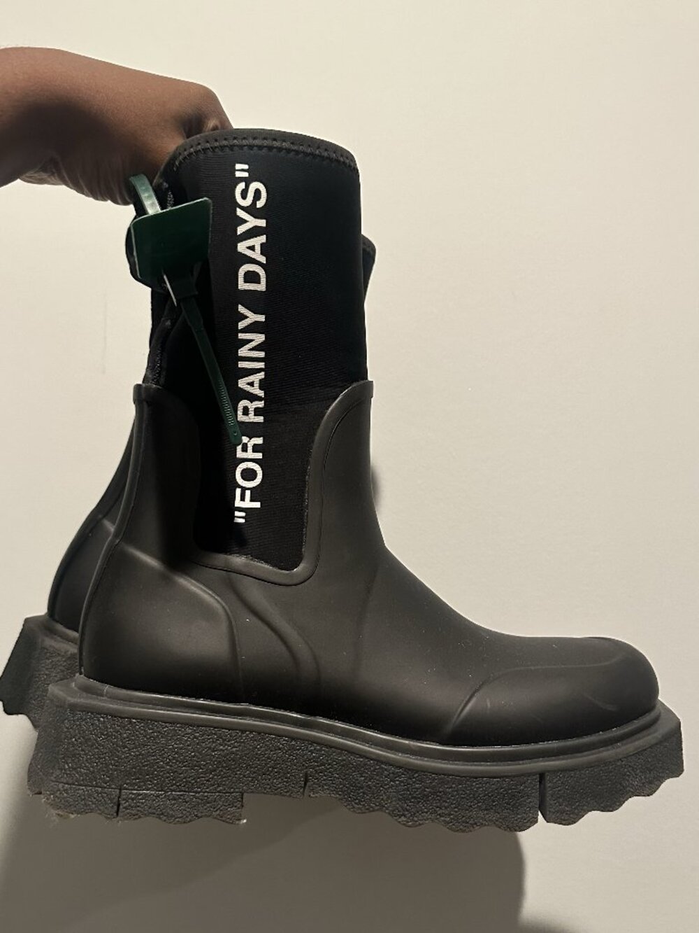 Off White Black 'For Rainy Days' Women's Rain Boots - Picture 1 of 2